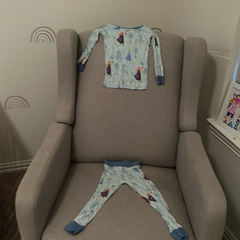 Frozen Little Sleepies 2T